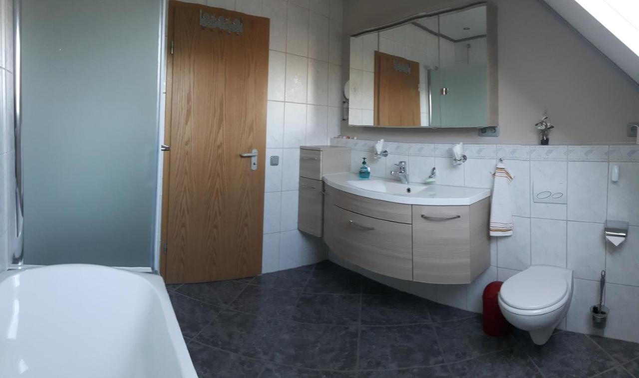 Ferienwohnnung Kathrin Apartment Wremen Luaran gambar